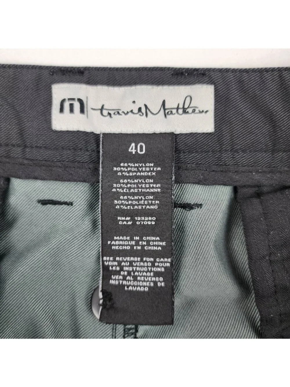 Travis Mathew Shorts Mens 40x9 Black Golf Performance Short